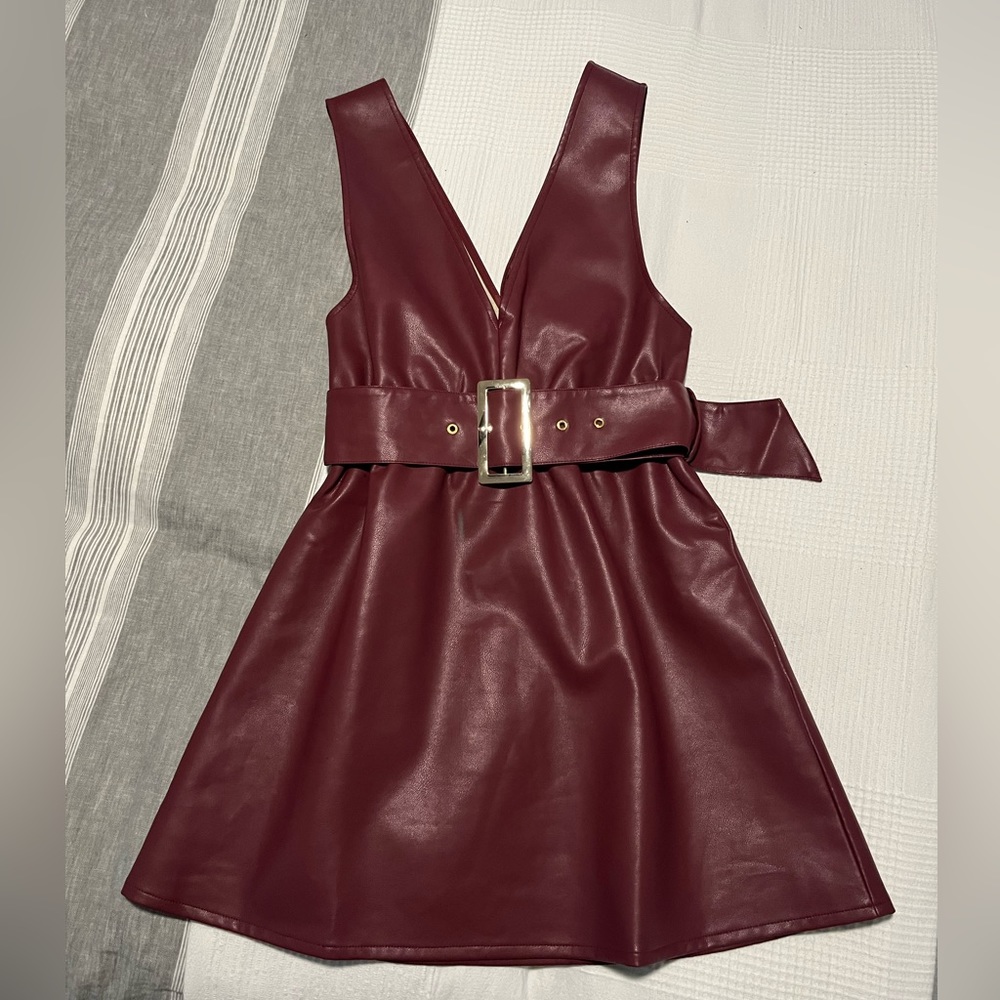 Miss Selfridge belted faux leather dress in burgundy - Picture 5 of 7